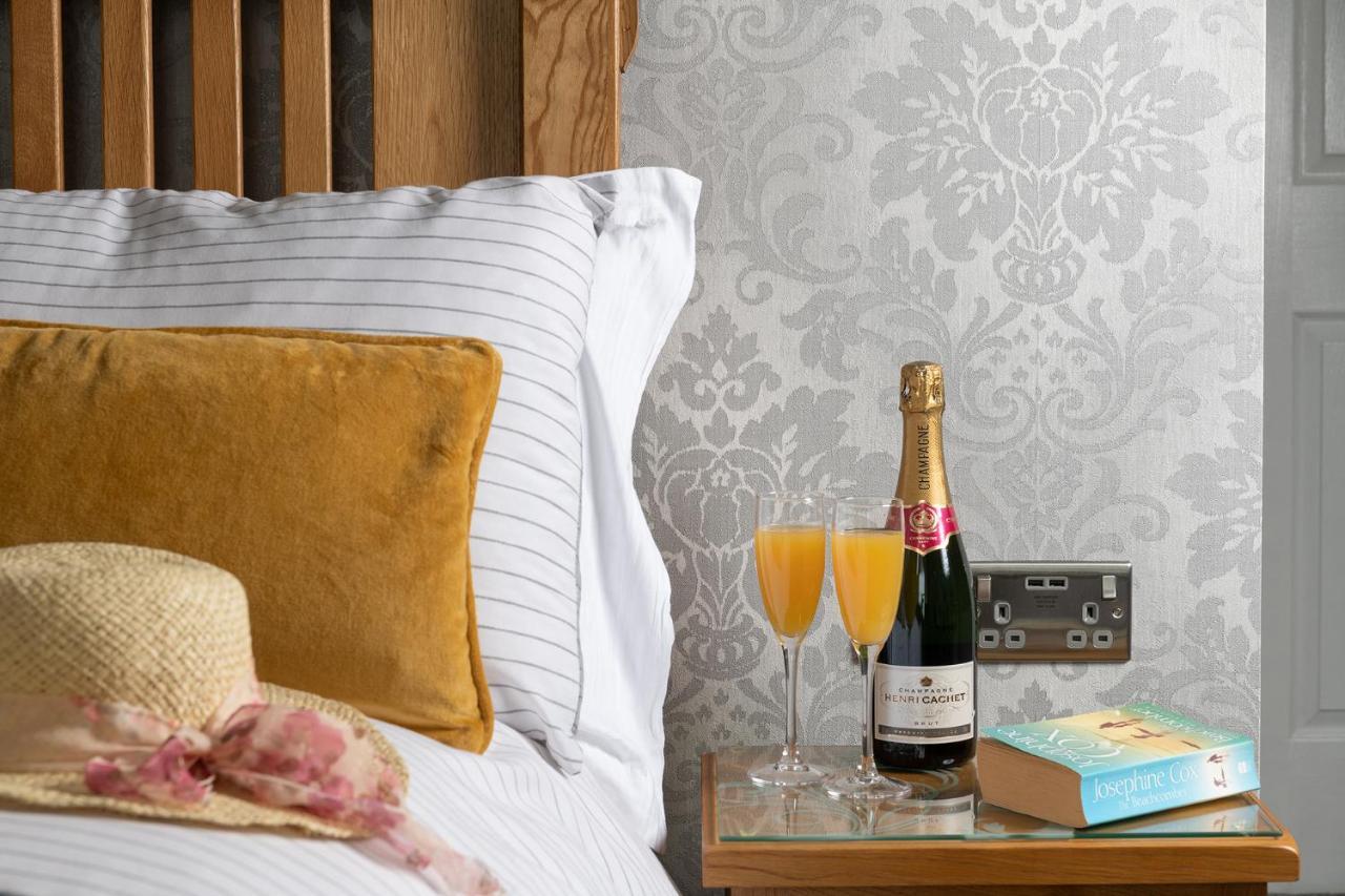 Hotel The Kendrick Exclusively For Adults Llandudno Esterno foto