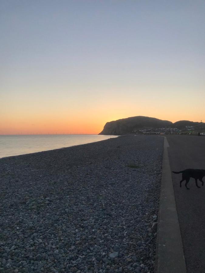 Hotel The Kendrick Exclusively For Adults Llandudno Esterno foto