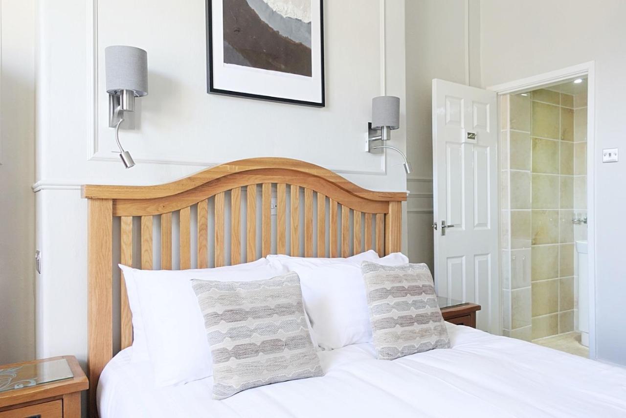 Hotel The Kendrick Exclusively For Adults Llandudno Esterno foto