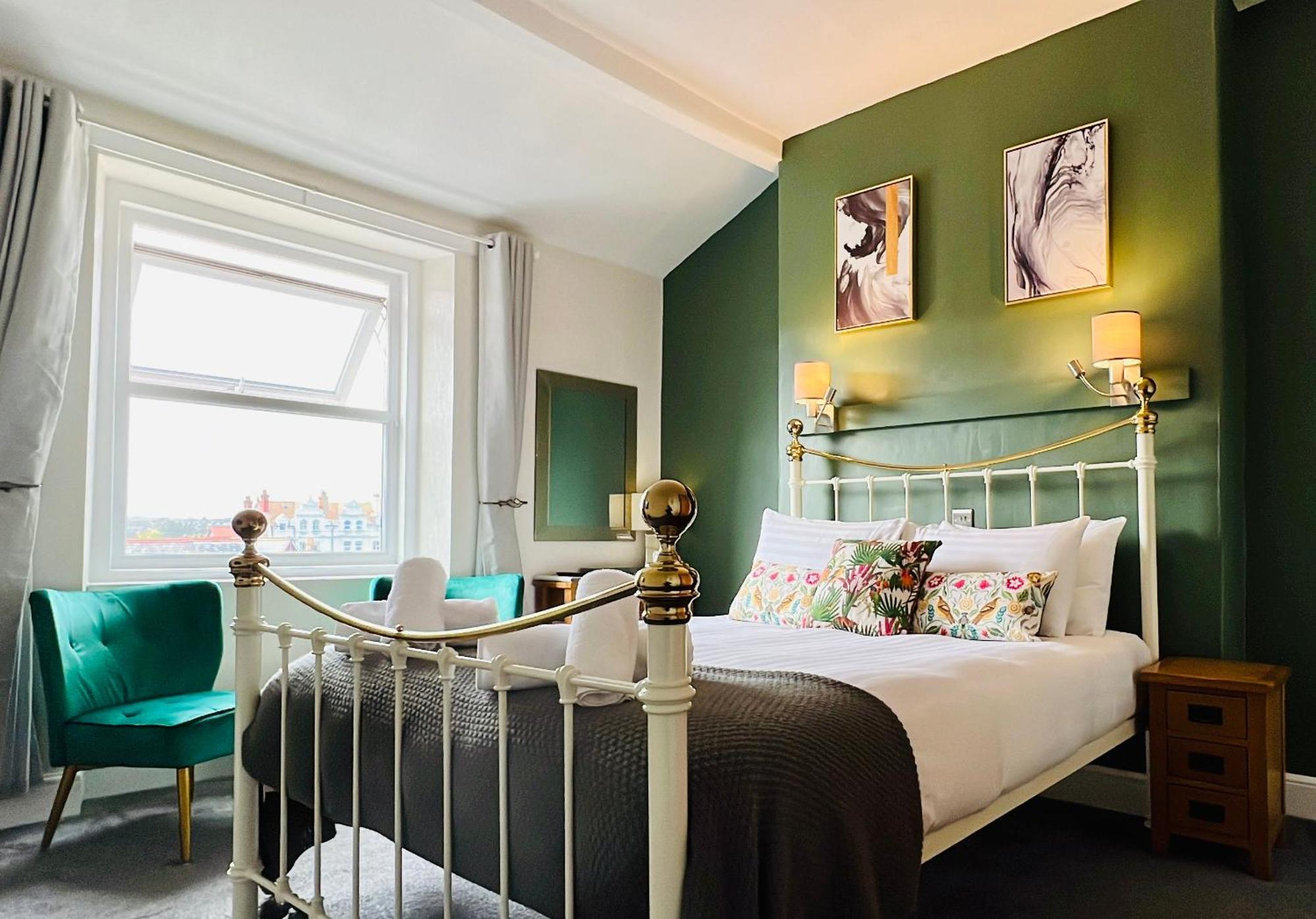 Hotel The Kendrick Exclusively For Adults Llandudno Esterno foto