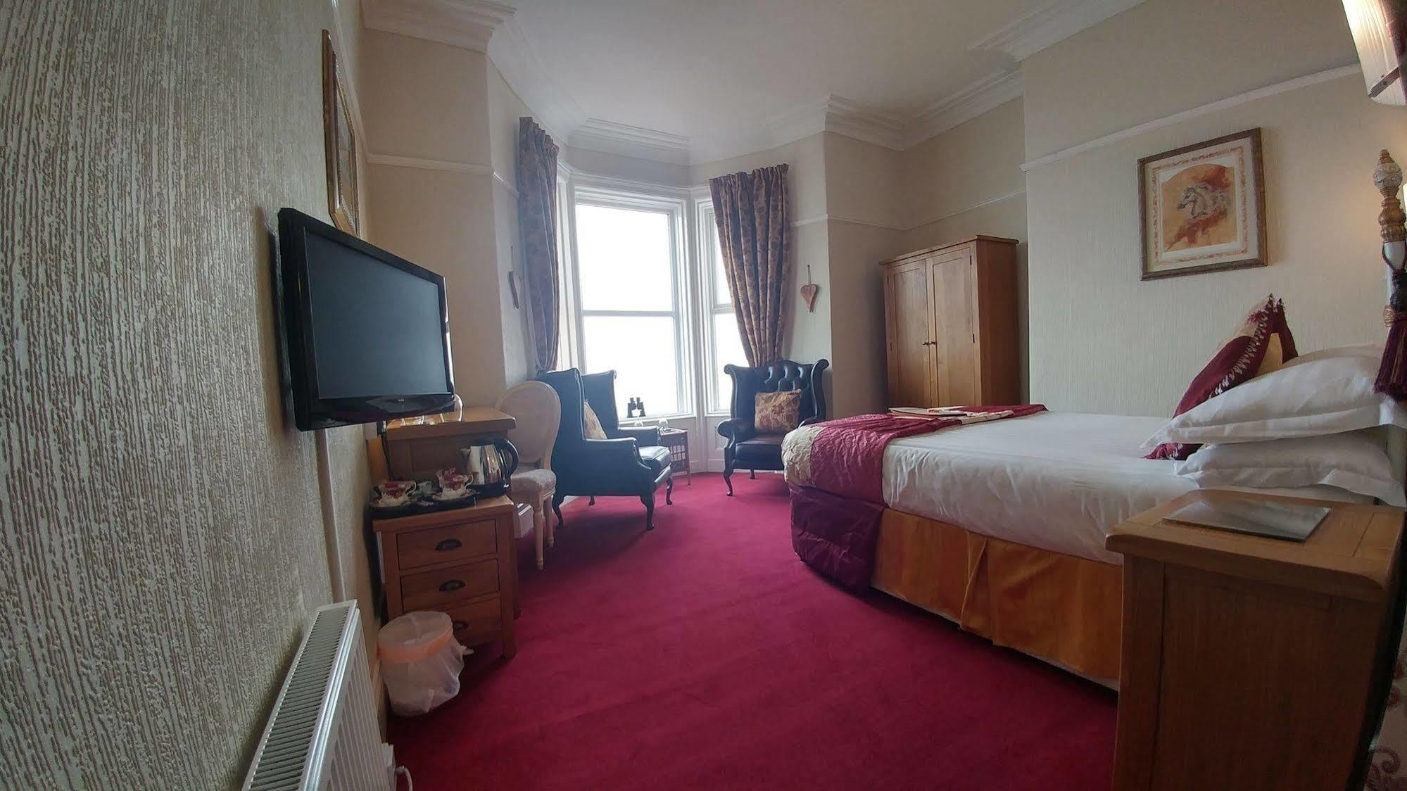 Hotel The Kendrick Exclusively For Adults Llandudno Esterno foto